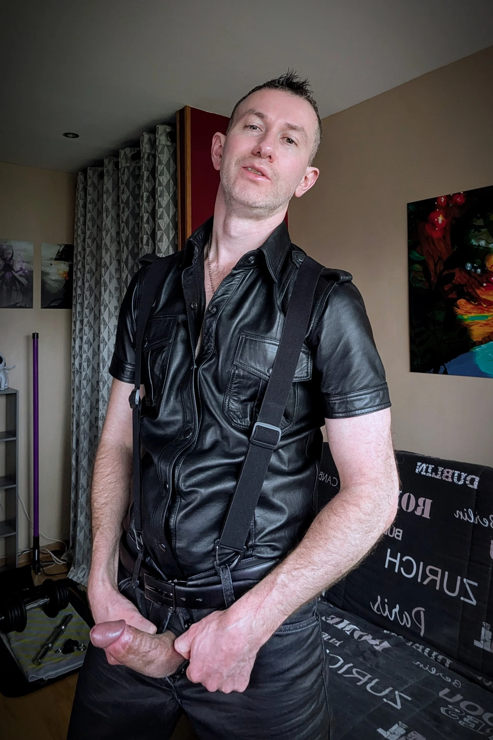 XXX Porn Photo of Nude Gamerinleather 8