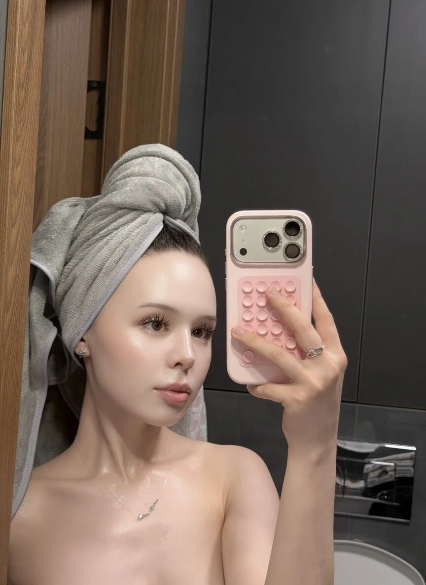 XXX Porn Photo of Nude HuldaAutman 30