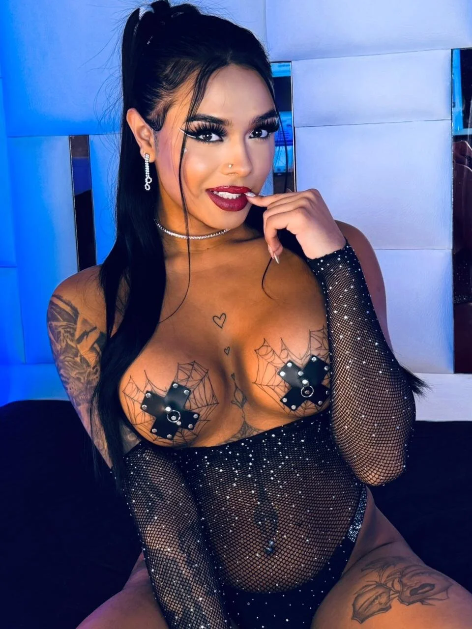 XXX Porn Photo of Nude tinaqueen_noa 147