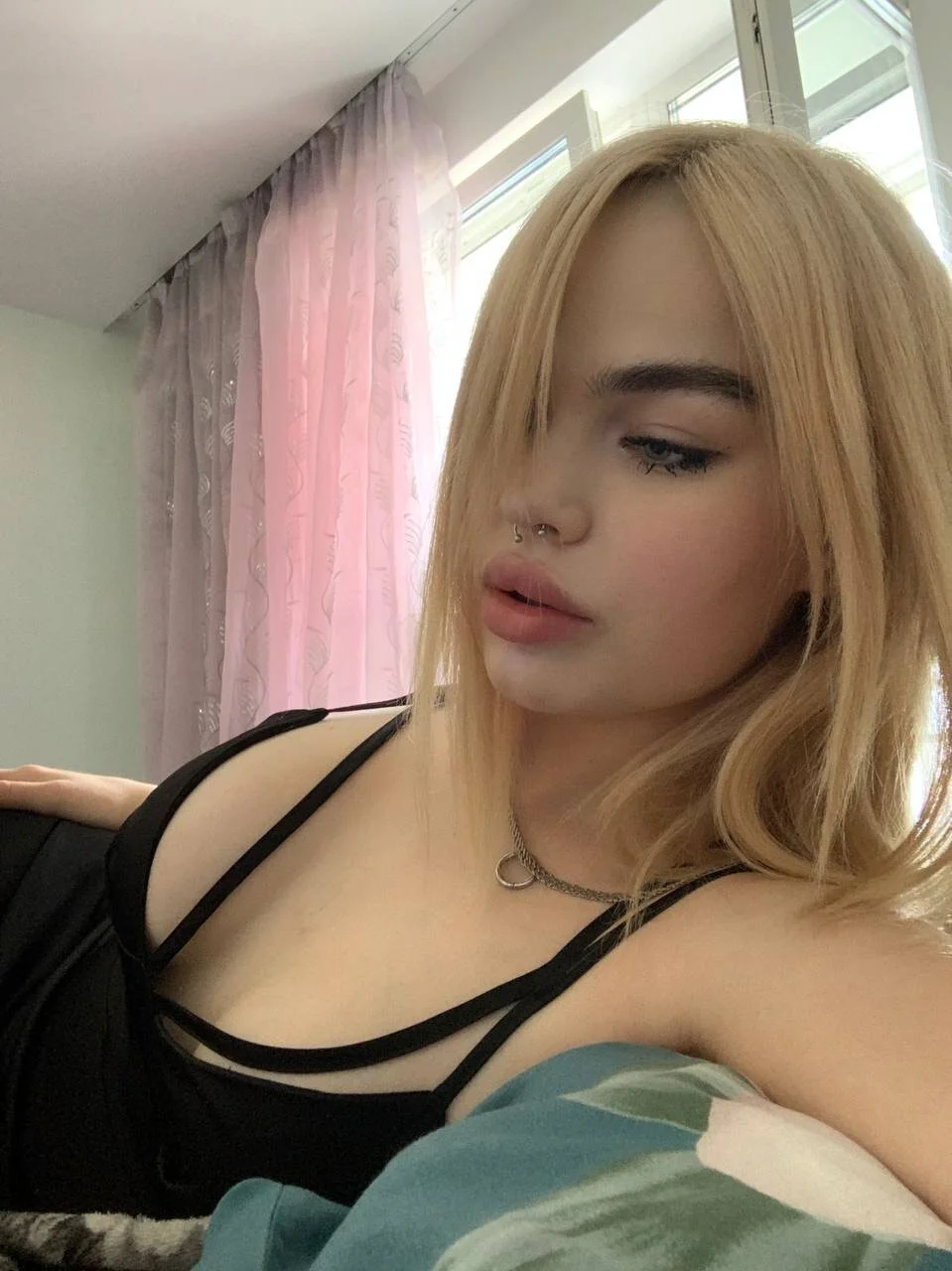 XXX Porn Photo of Nude Angel_Sapphire_ 10