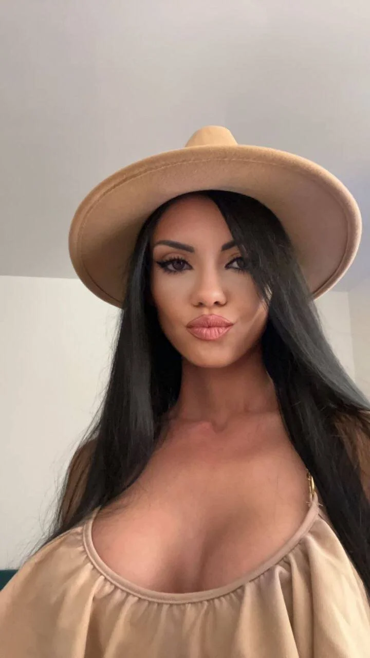 XXX Porn Photo of Nude Moiyra 3