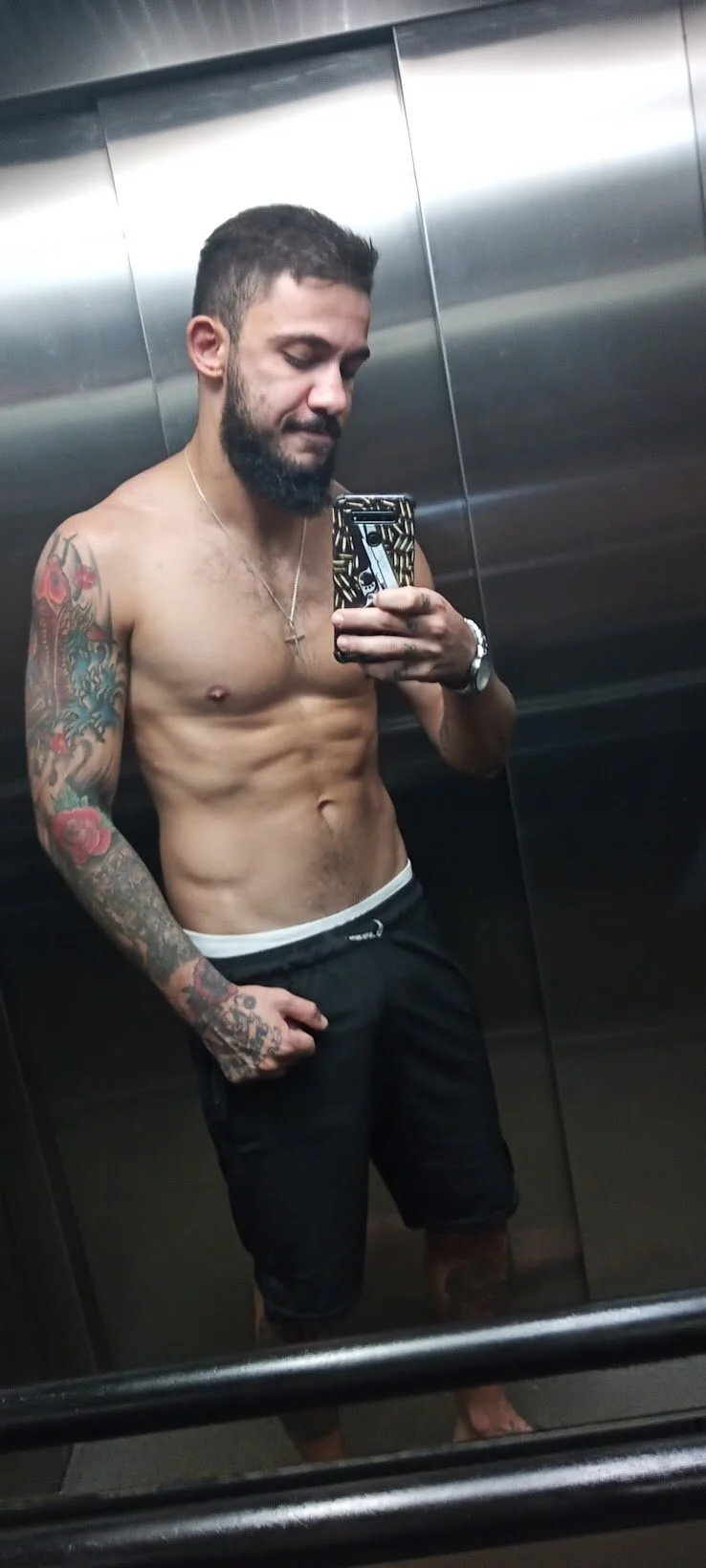 XXX Porn Photo of Nude DioSoares 1