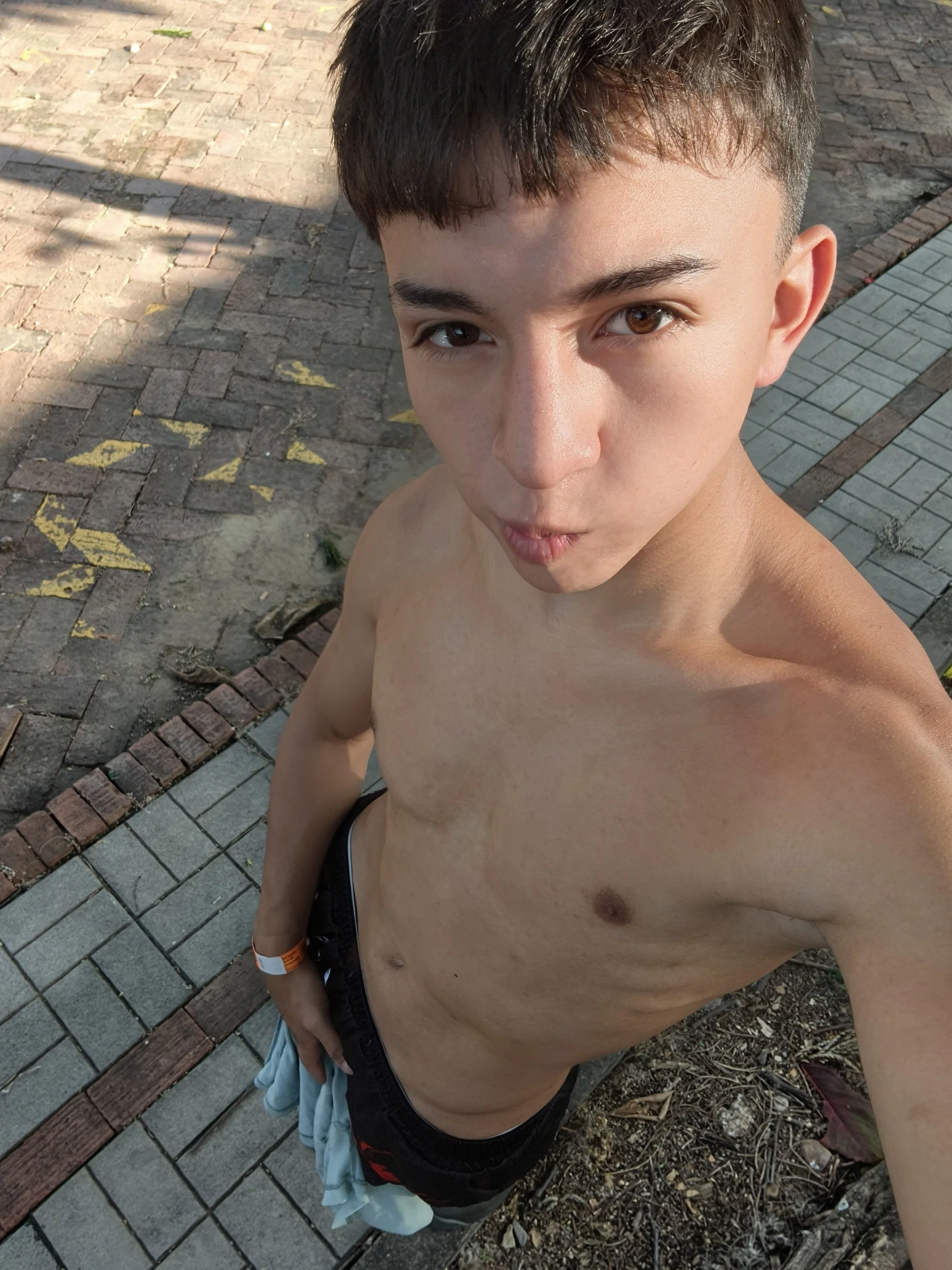 XXX Porn Photo of Nude joji__spencer 17