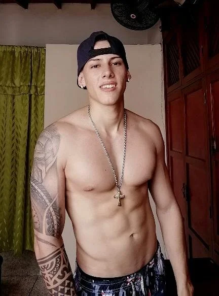 XXX Porn Photo of Nude Muscle_King_Cum 108