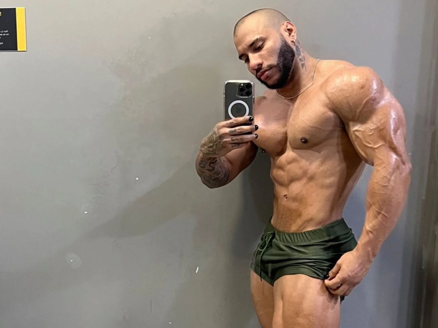 XXX Porn Photo of Nude Andrew_Johnnson 2