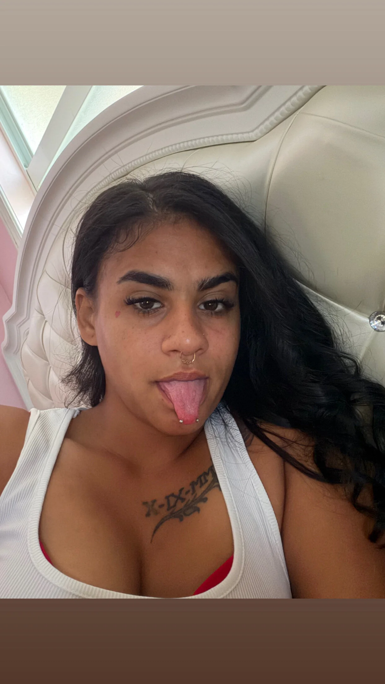 XXX Porn Photo of Nude luckiiicharmzzz 2