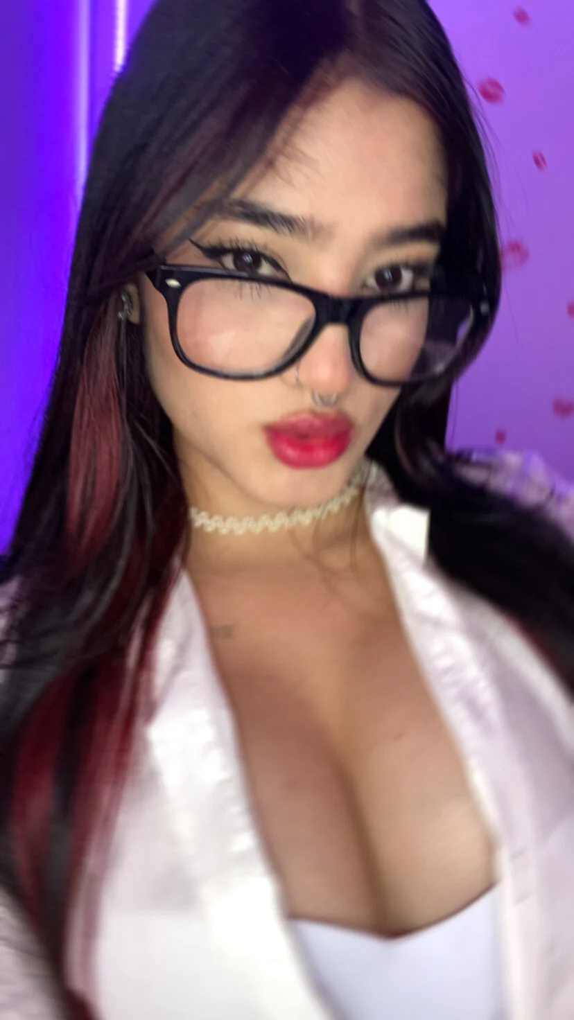 XXX Porn Photo of Nude charlotte_9999 191