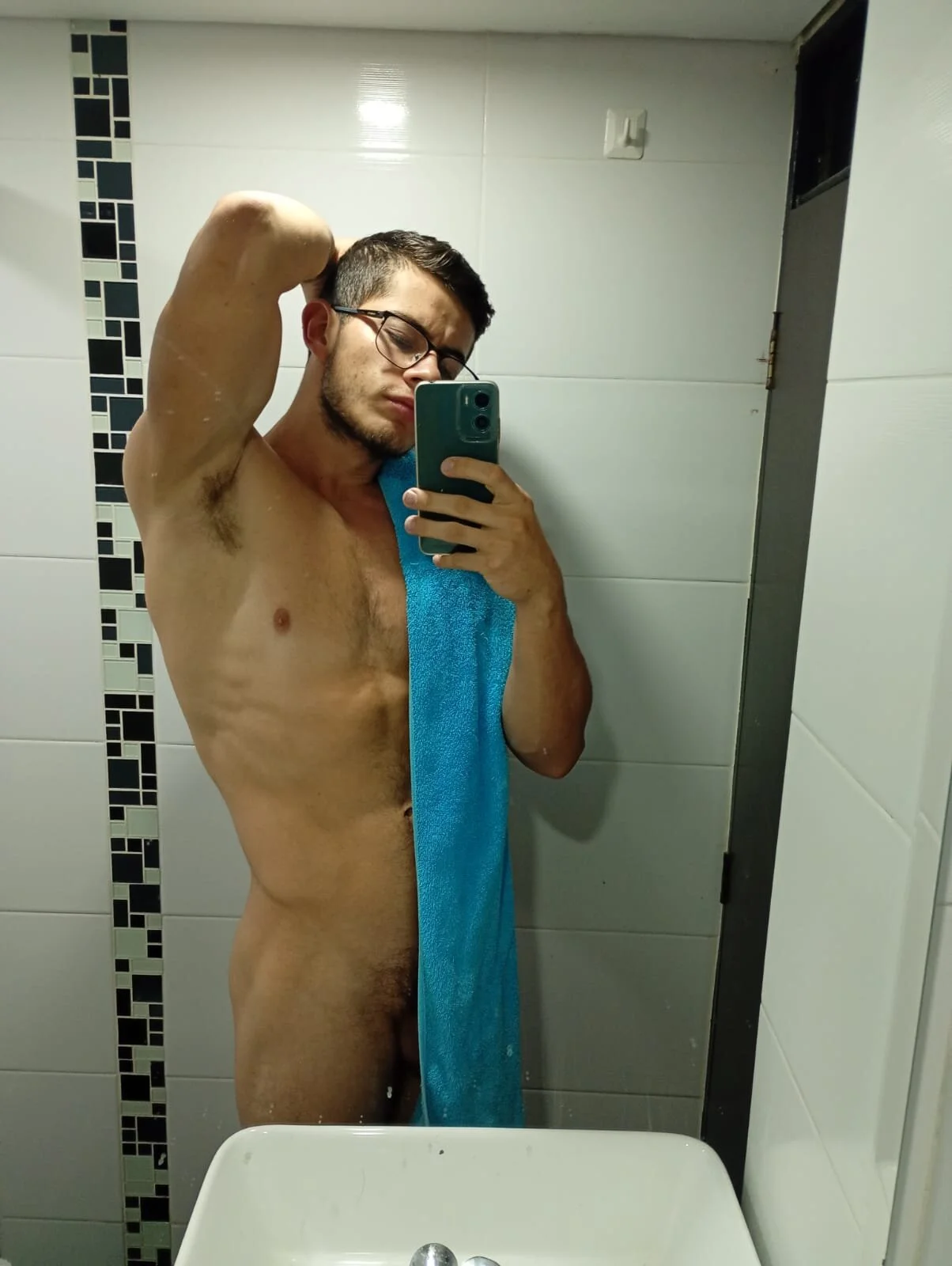 XXX Porn Photo of Nude AnderTapia 4
