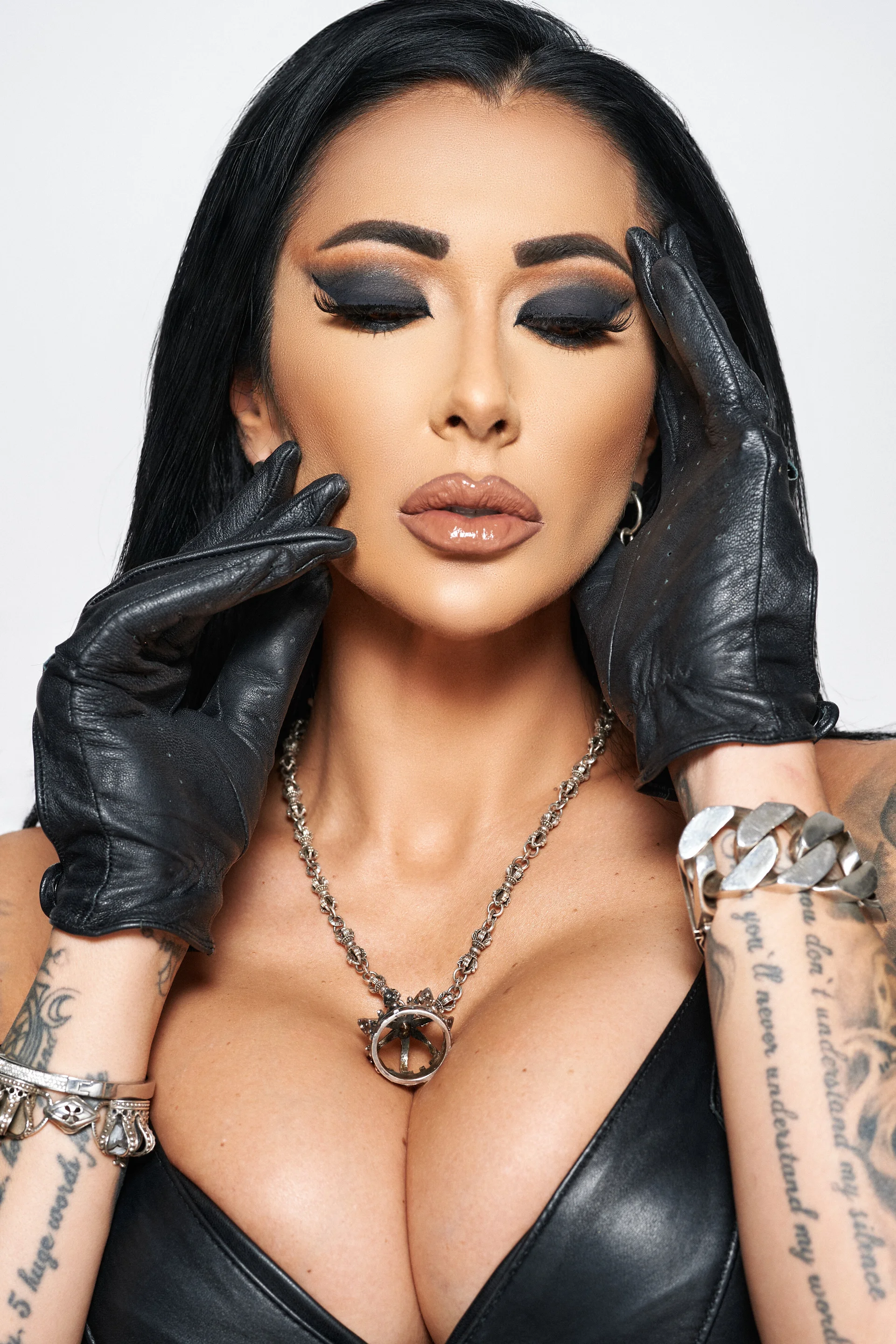 XXX Porn Photo of Nude Mistress-Kennya 6