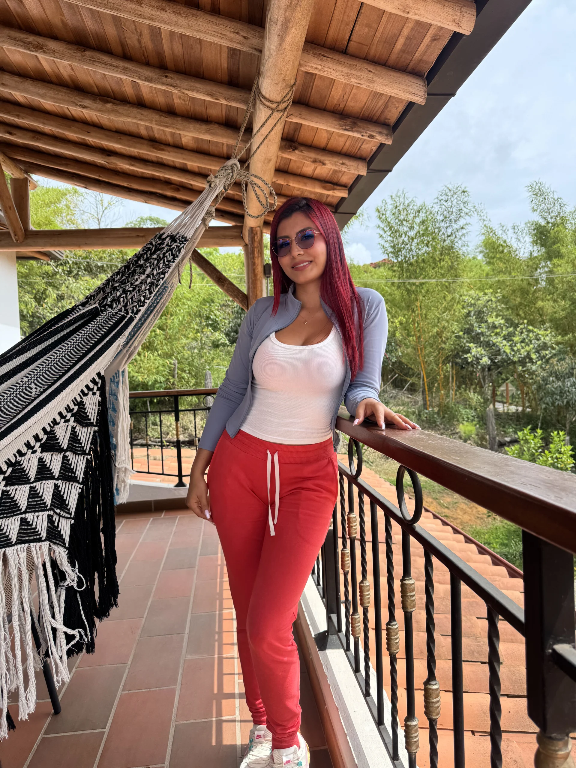XXX Porn Photo of Nude LINDA_PATTY94 1
