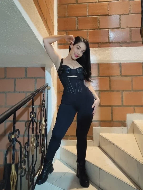 XXX Porn Photo of Nude AlessaRomero 1