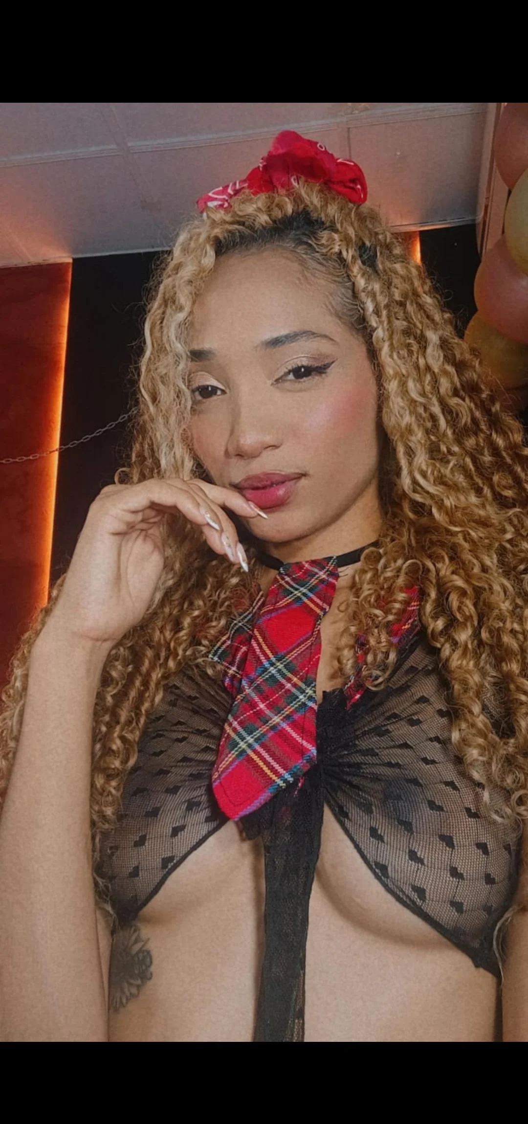 XXX Porn Photo of Nude Charlotte_Love10 23
