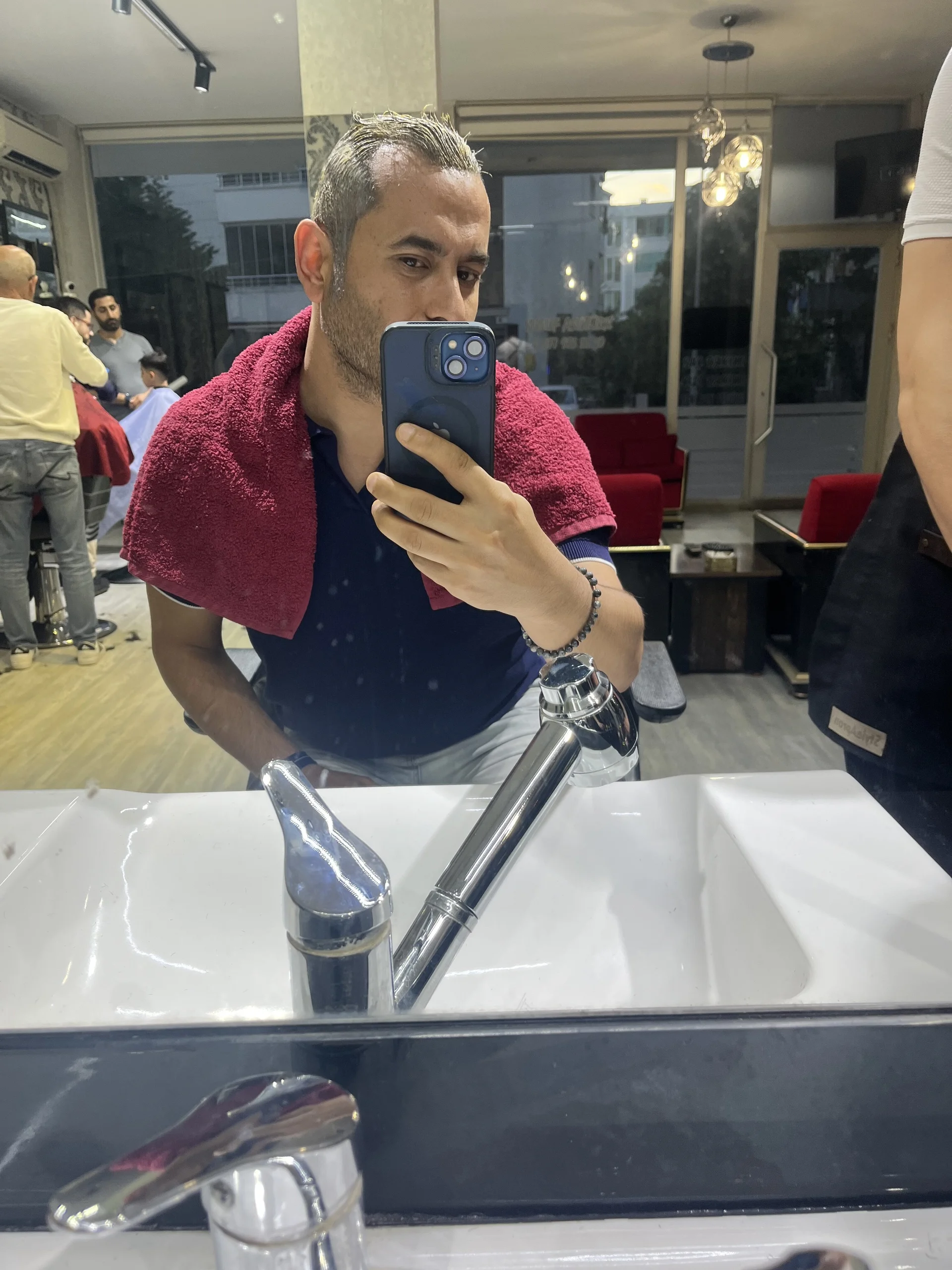 XXX Porn Photo of Nude Businessmantryy 3