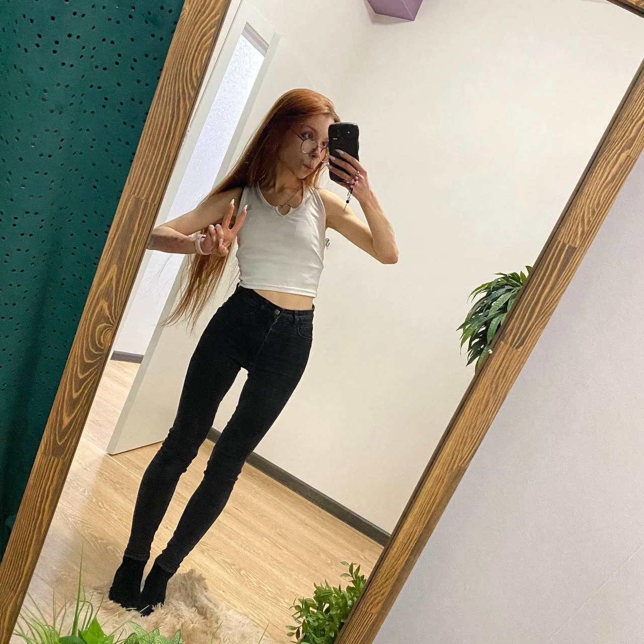 XXX Porn Photo of Nude Star_Tarra 8