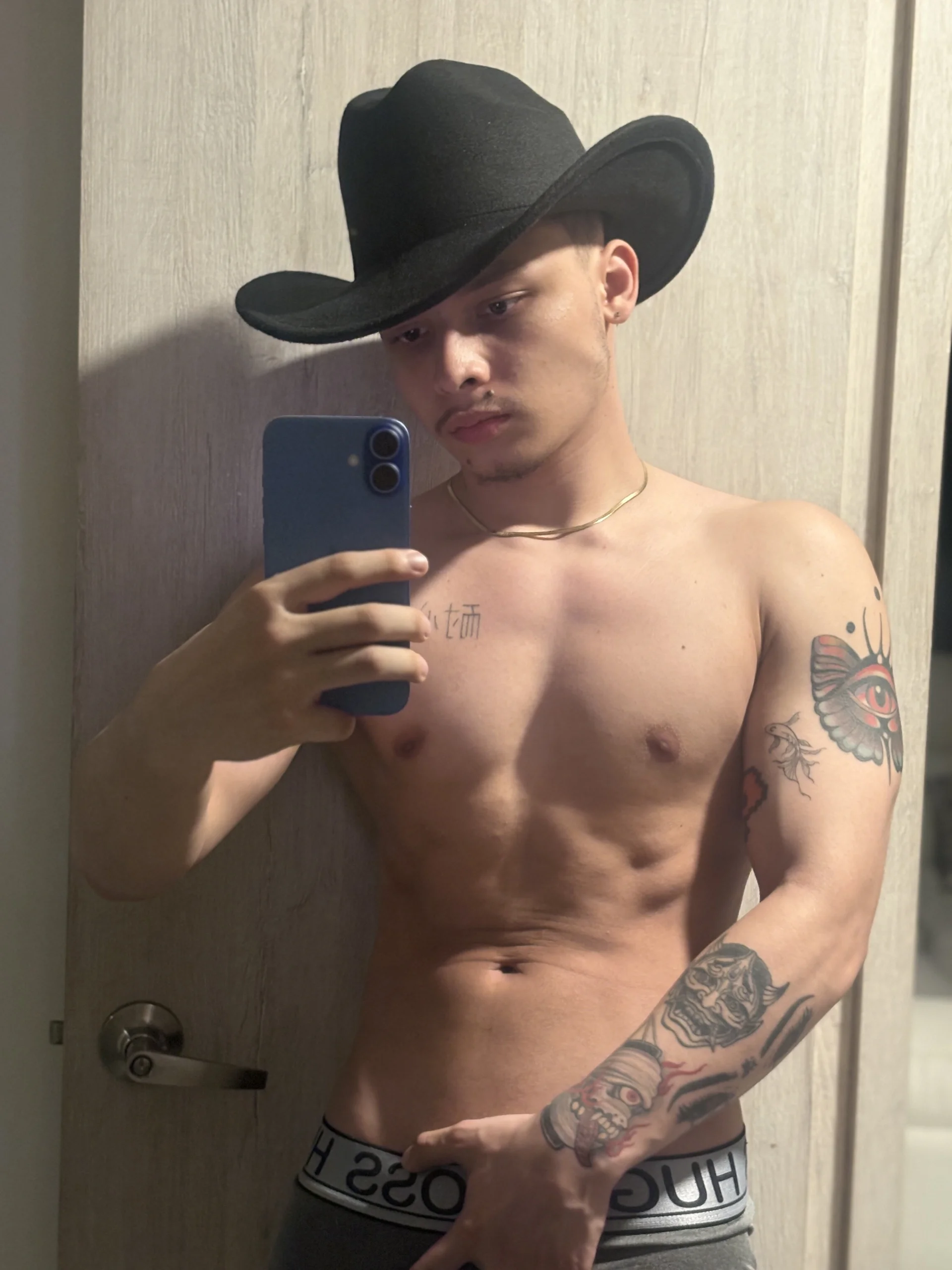 XXX Porn Photo of Nude Zeus_Jeff 8