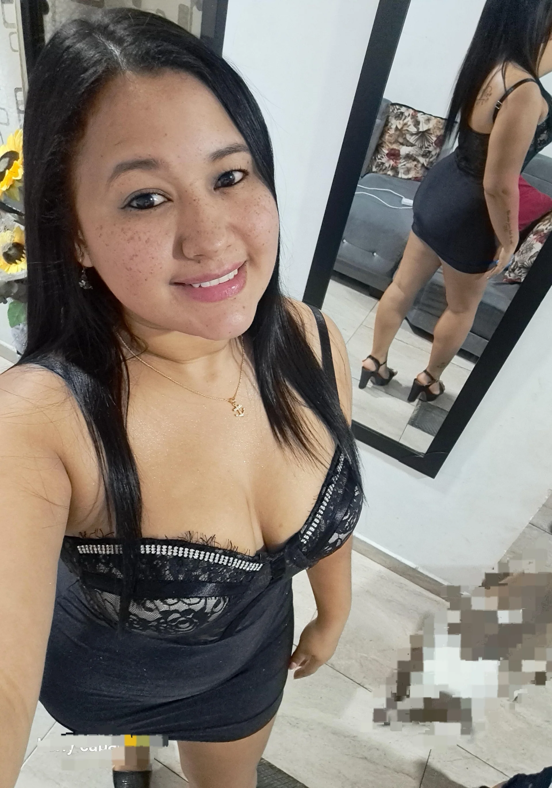 XXX Porn Photo of Nude dreamyymommy 5