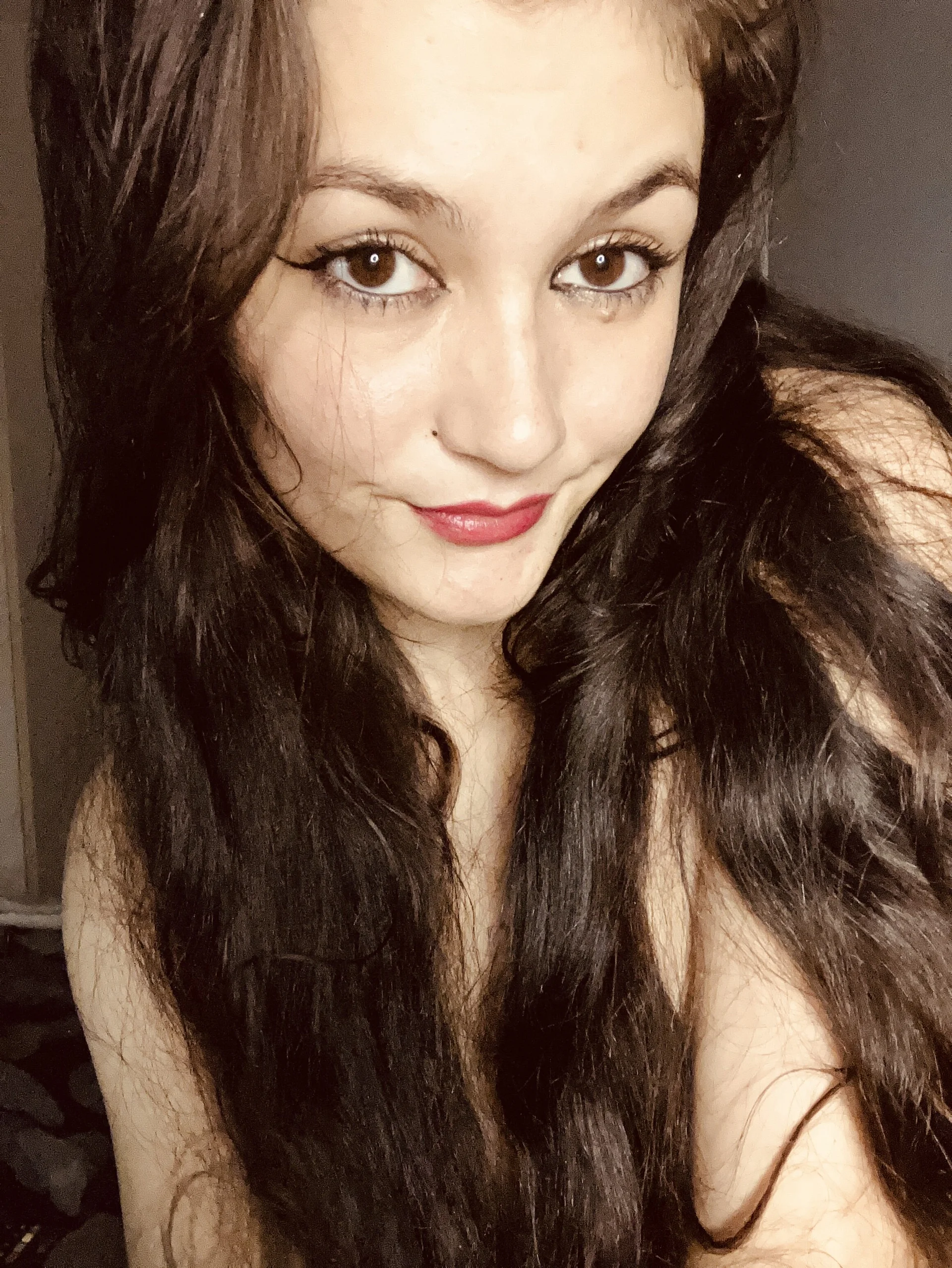 XXX Porn Photo of Nude SomeWhatFoxyX 2