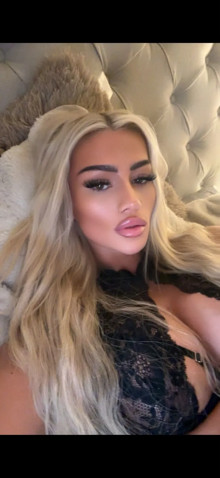XXX Porn Photo of Nude BlondeBarbieXxxoo 9