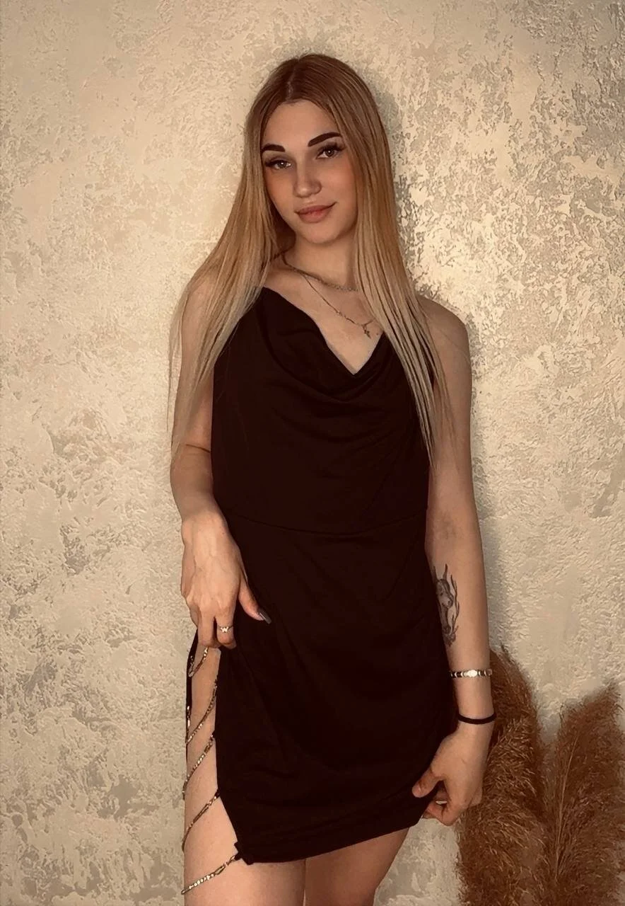 XXX Porn Photo of Nude MeowAdel 17