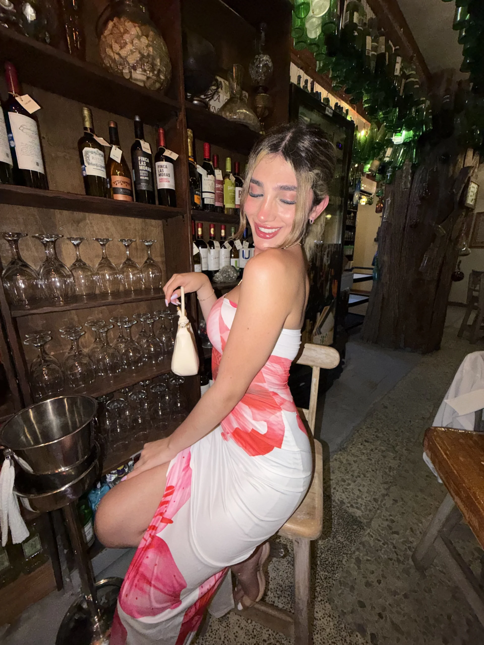 XXX Porn Photo of Nude iam_sara 54