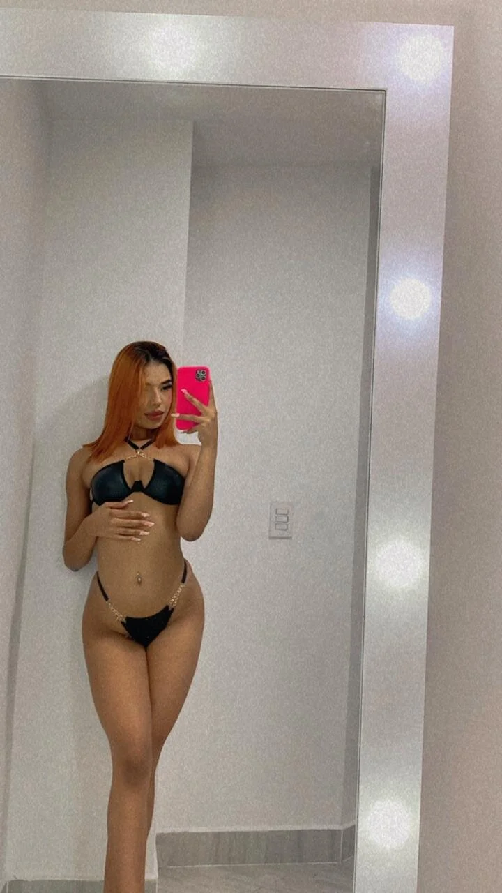 XXX Porn Photo of Nude Emmily_Savage 56