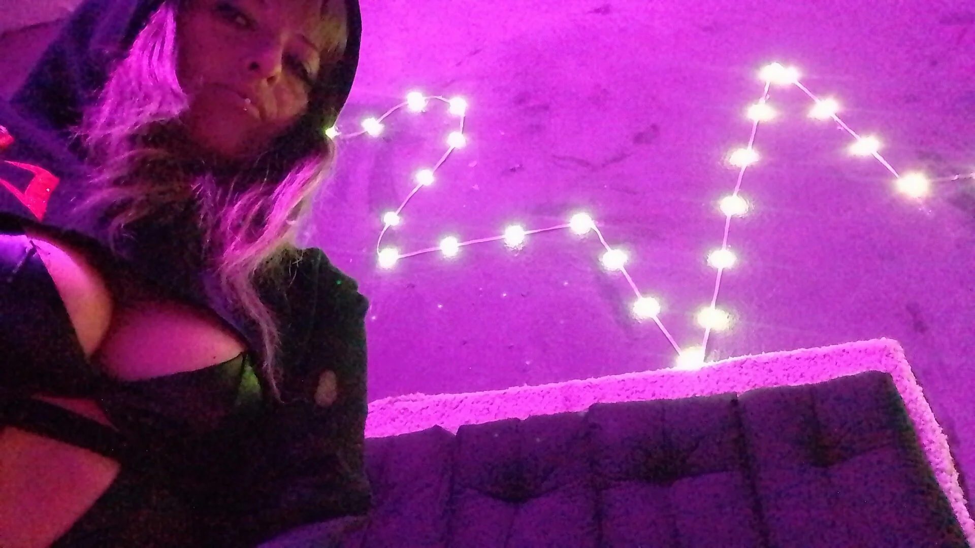XXX Porn Photo of Nude angiepitufresa 1