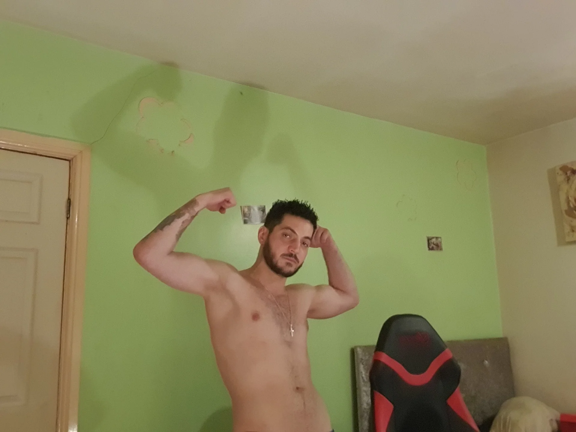 XXX Porn Photo of Nude Savzybiggape 5