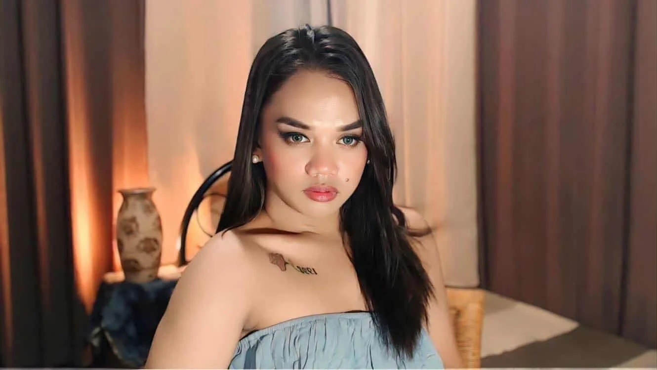 XXX Porn Photo of Nude DivineCandy 4