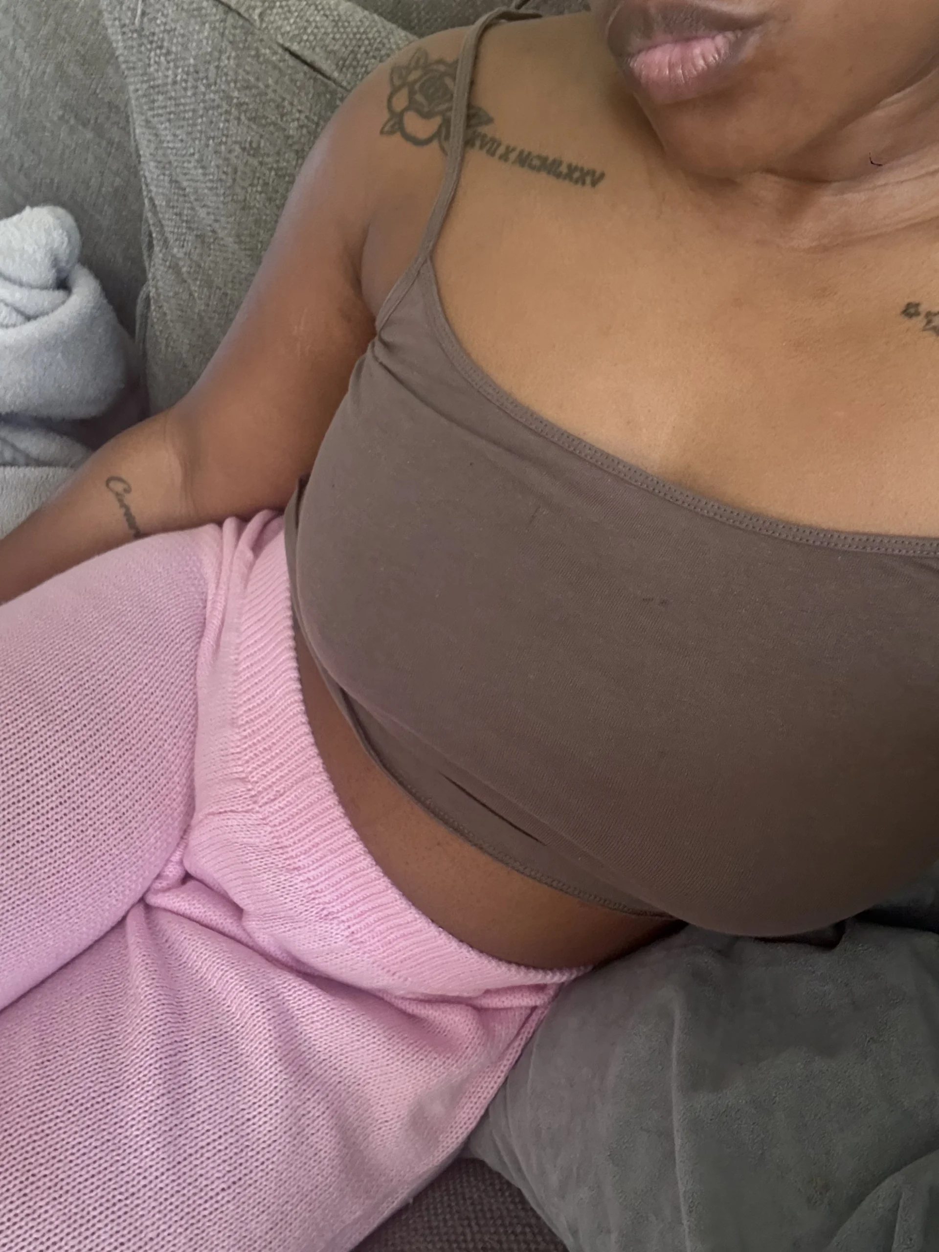 XXX Porn Photo of Nude MilfNextDoor_Becs 3