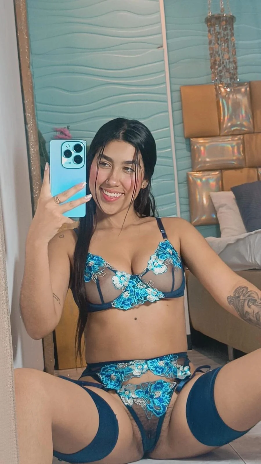 XXX Porn Photo of Nude Mia_Montess 113