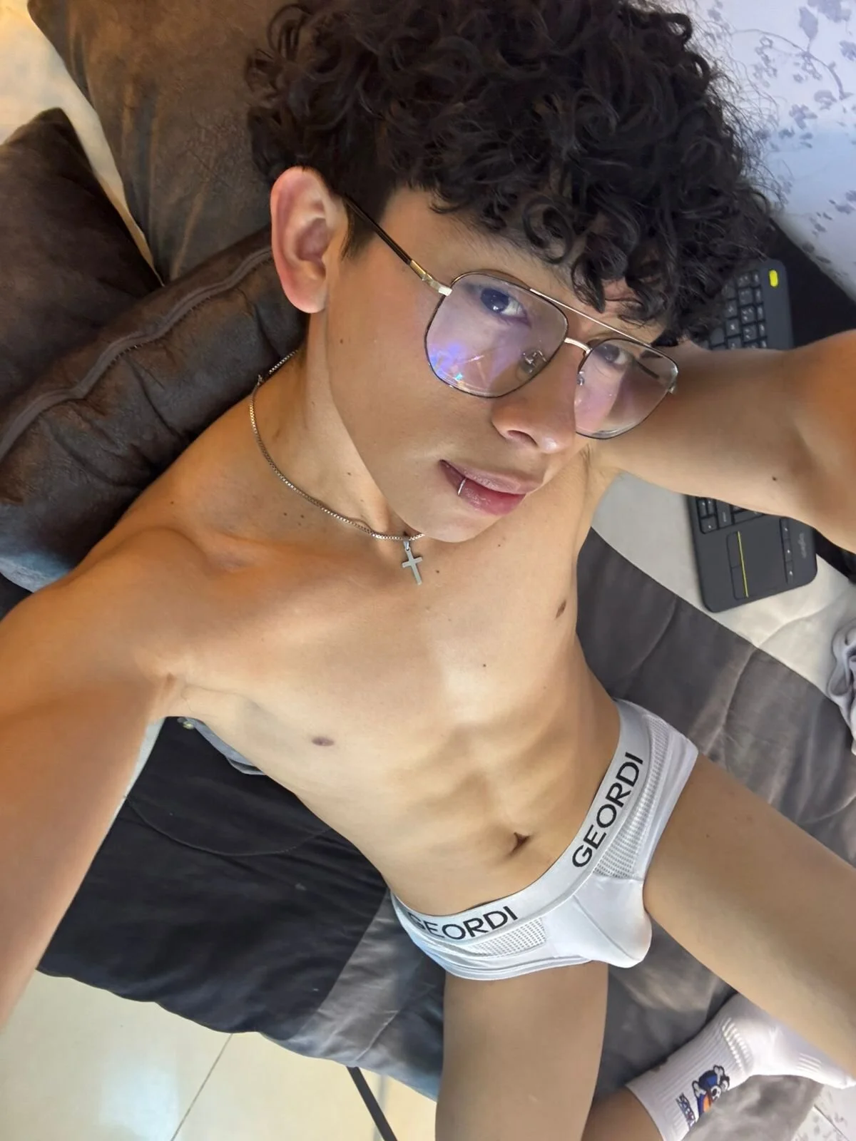 XXX Porn Photo of Nude liam_twiink 27