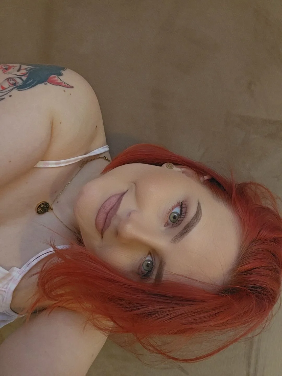 XXX Porn Photo of Nude PeacheyxCream 3