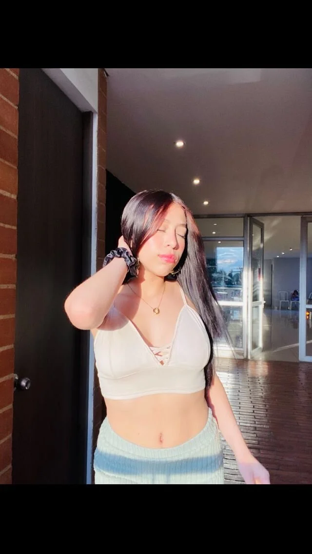 XXX Porn Photo of Nude Ferrari_Pink 4