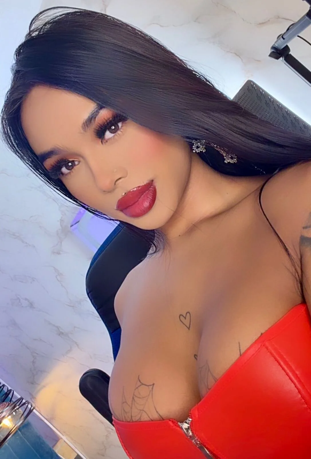 XXX Porn Photo of Nude tinaqueen_noa 192