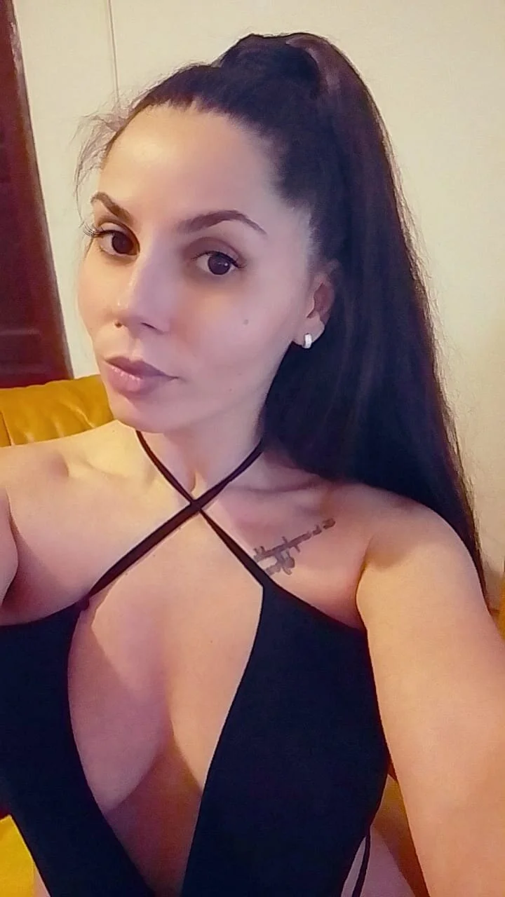 XXX Porn Photo of Nude GiaEasyIce 20