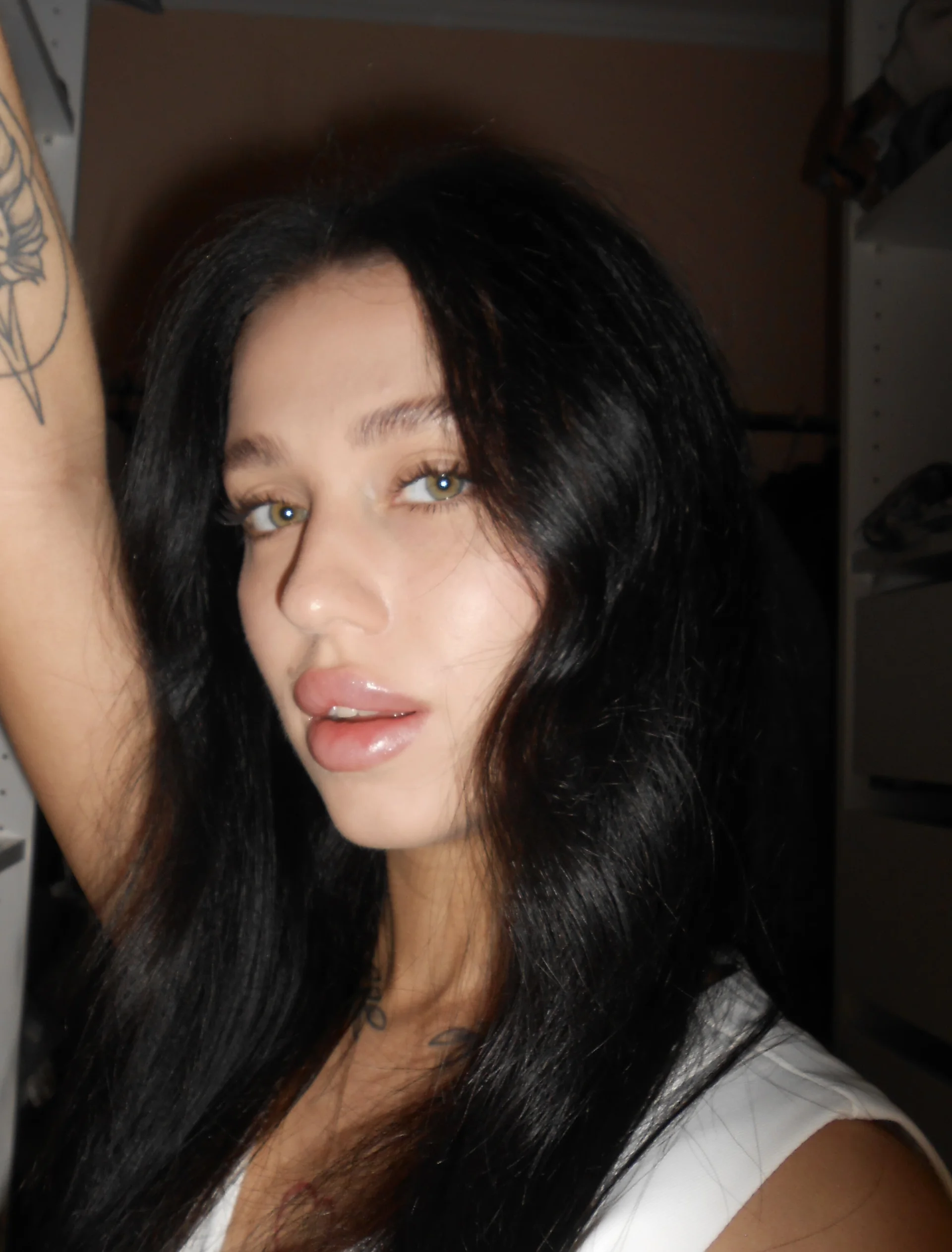 XXX Porn Photo of Nude KaceyLogoleo 2