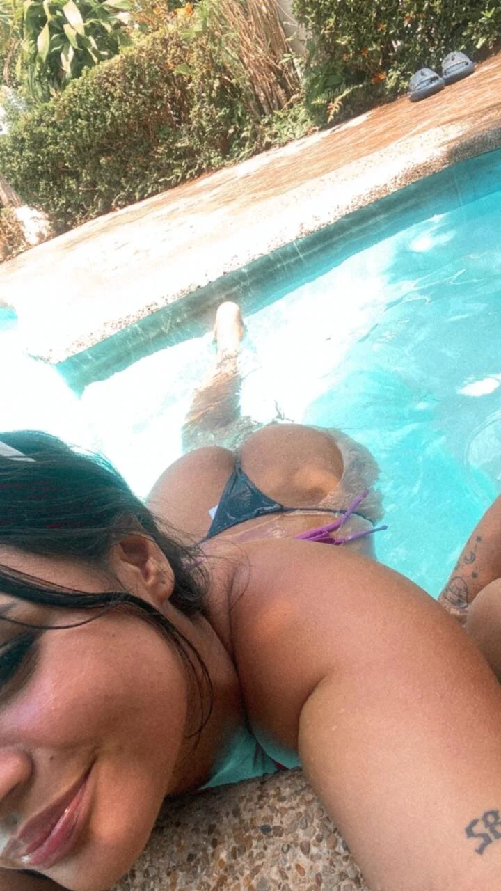 XXX Porn Photo of Nude lizmy 4