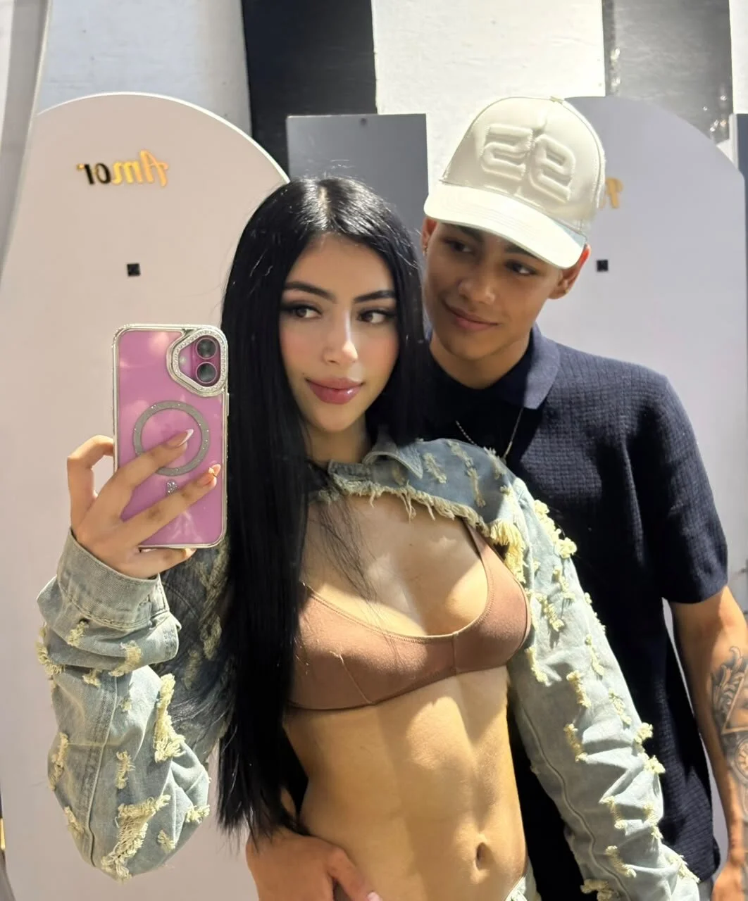 XXX Porn Photo of Nude Niki_and_Dante 2