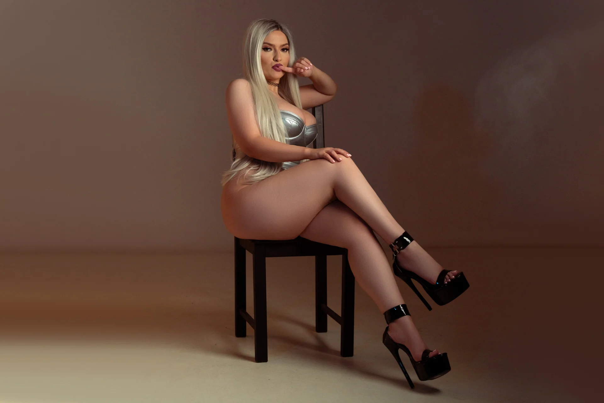 XXX Porn Photo of Nude MiaMckenna 9