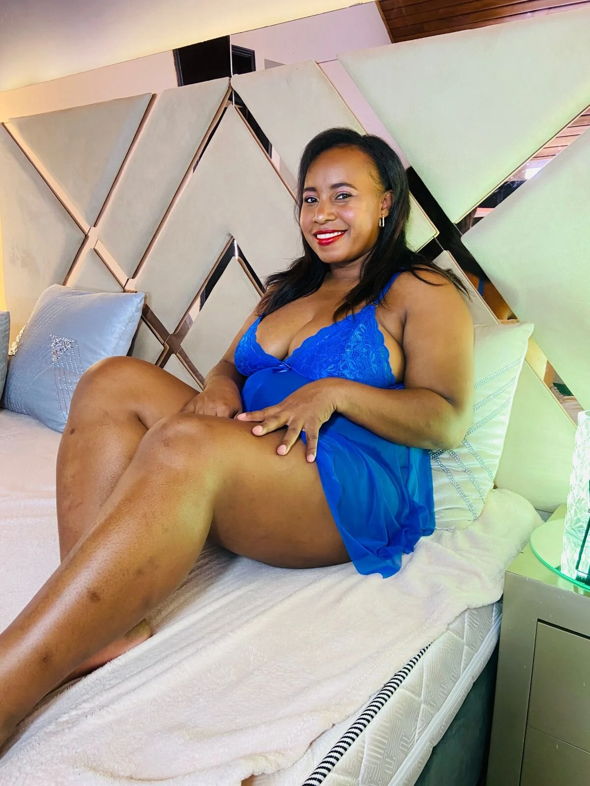 XXX Porn Photo of Nude HilarySolis 8