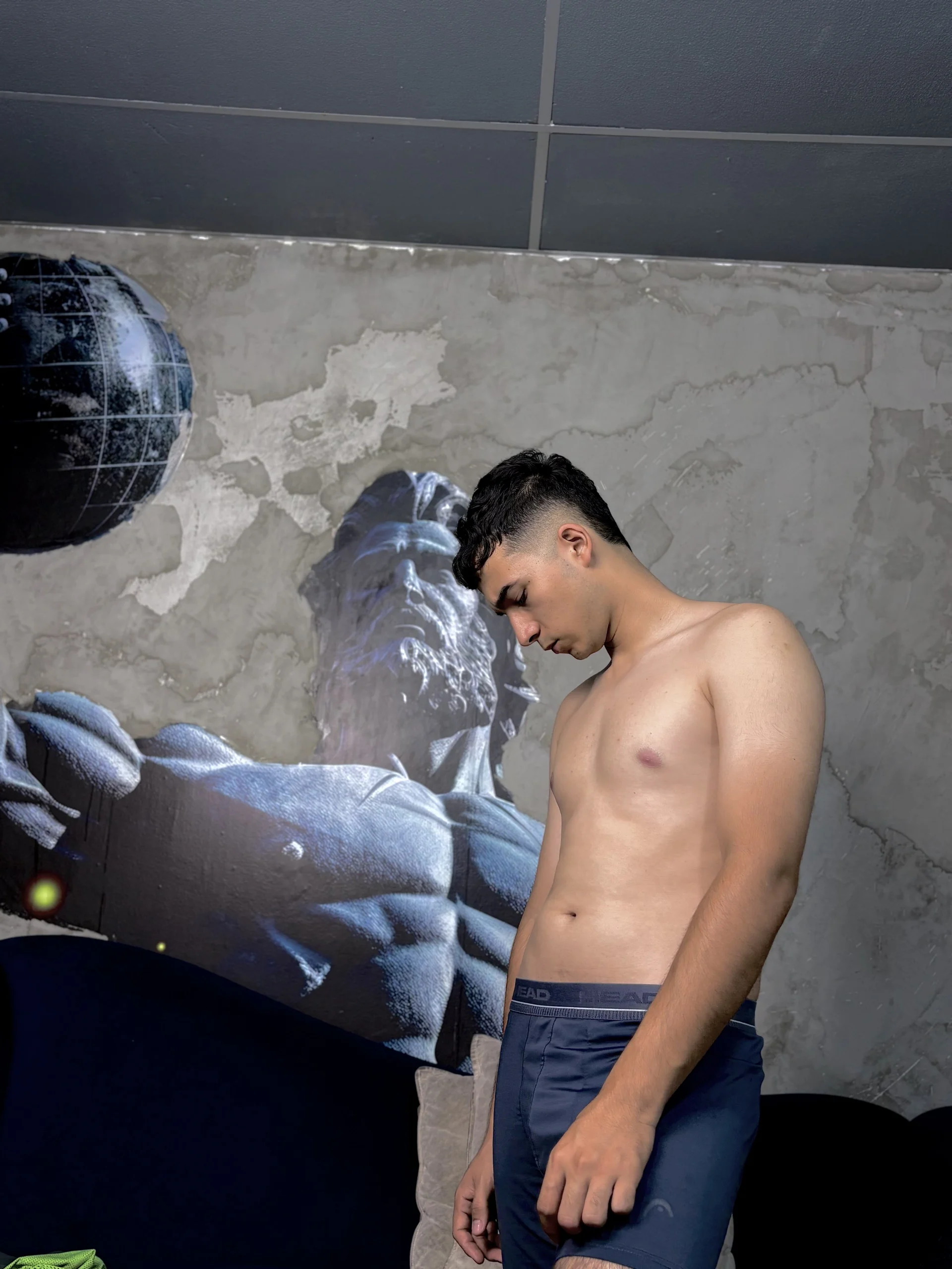 XXX Porn Photo of Nude Cody_crown 1