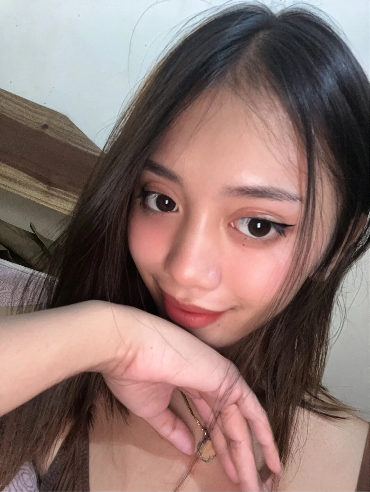 XXX Porn Photo of Nude lovely_kiannaHugecock 4
