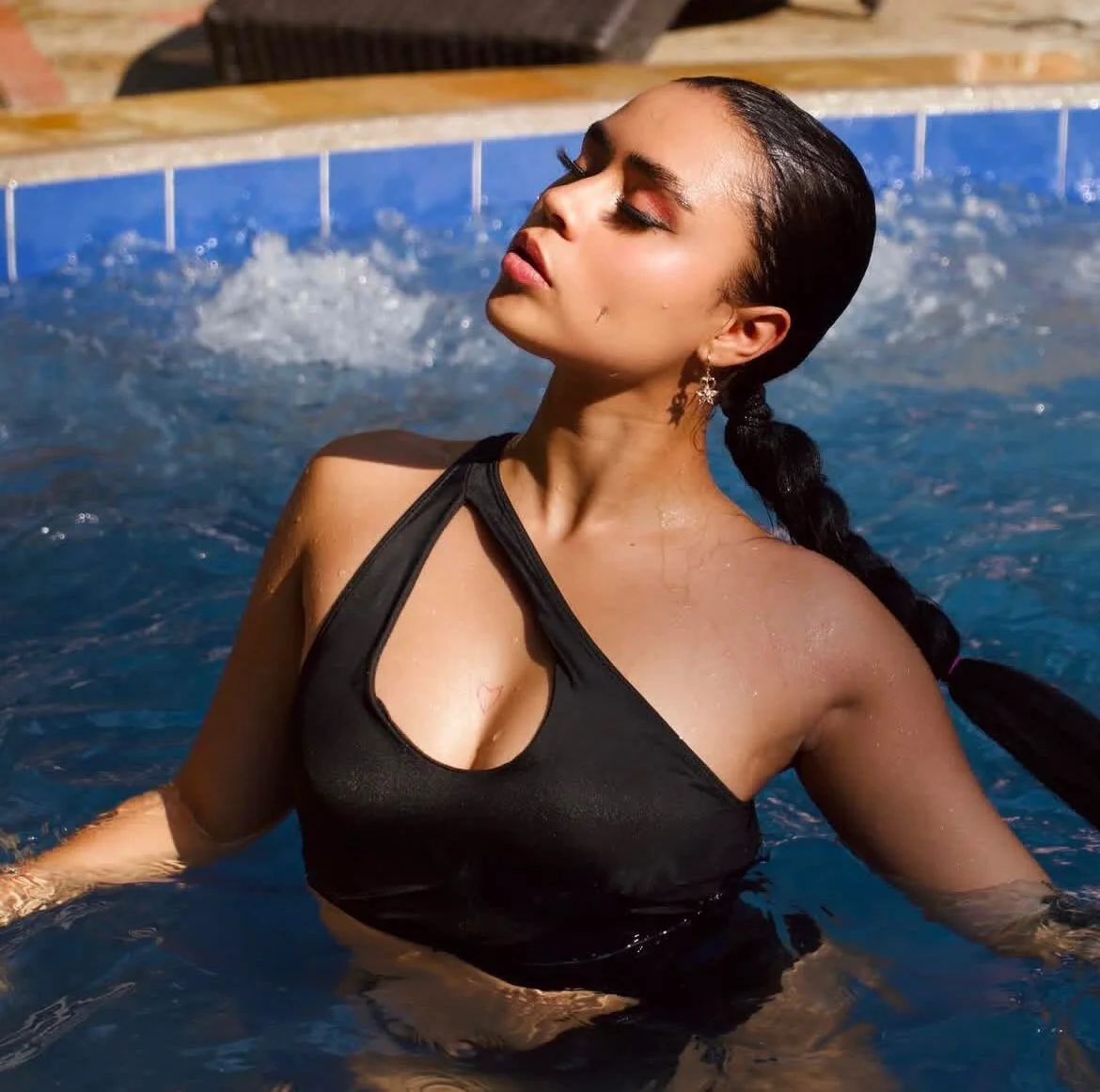 XXX Porn Photo of Nude meli_ortiz_ 19