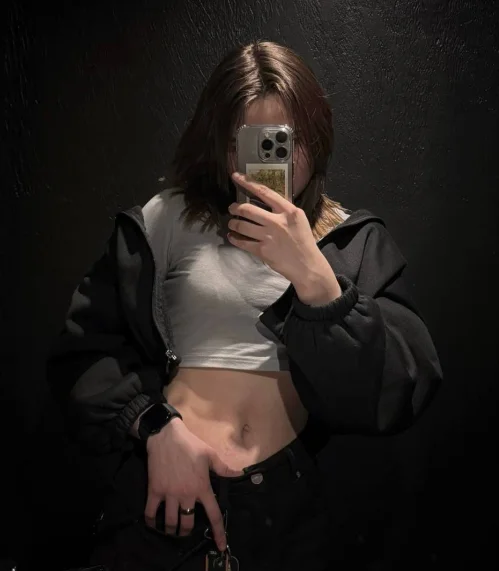 XXX Porn Photo of Nude Batty_Love 4