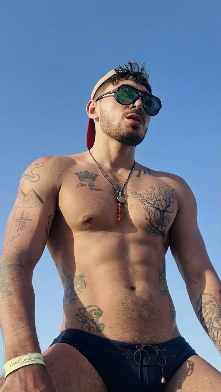 XXX Porn Photo of Nude jhonny_sulivan 16