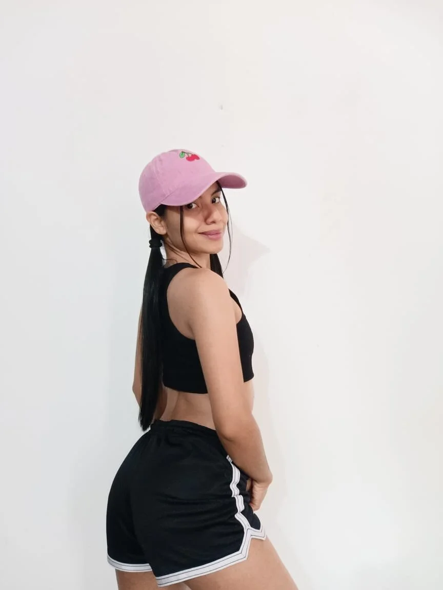XXX Porn Photo of Nude naia_cox 13