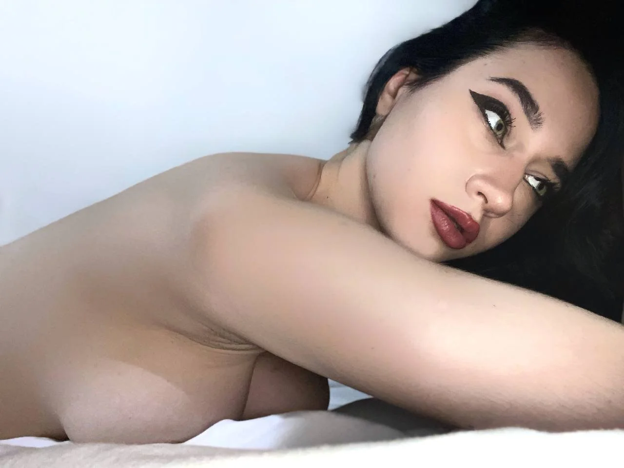 XXX Porn Photo of Nude Miss_Mary_Lori 15