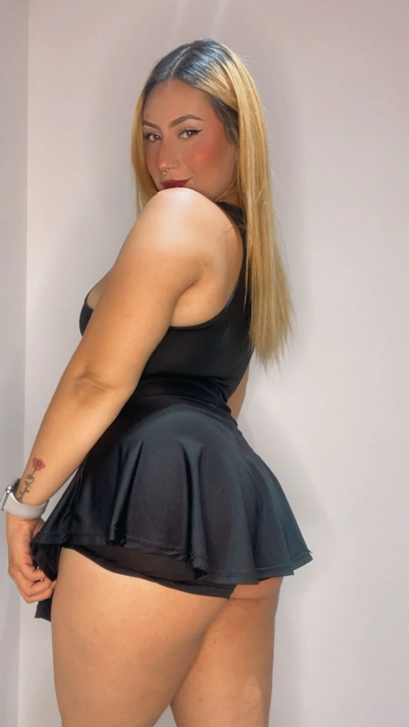 XXX Porn Photo of Nude Emily_robertss 16