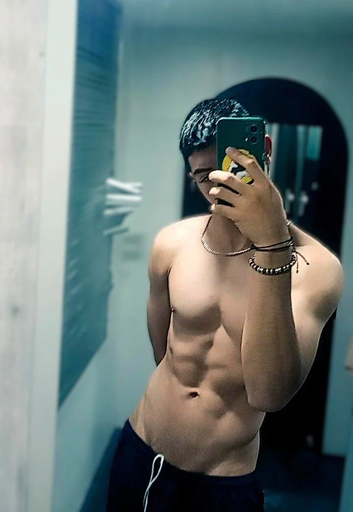 XXX Porn Photo of Nude andrew_colleman 14