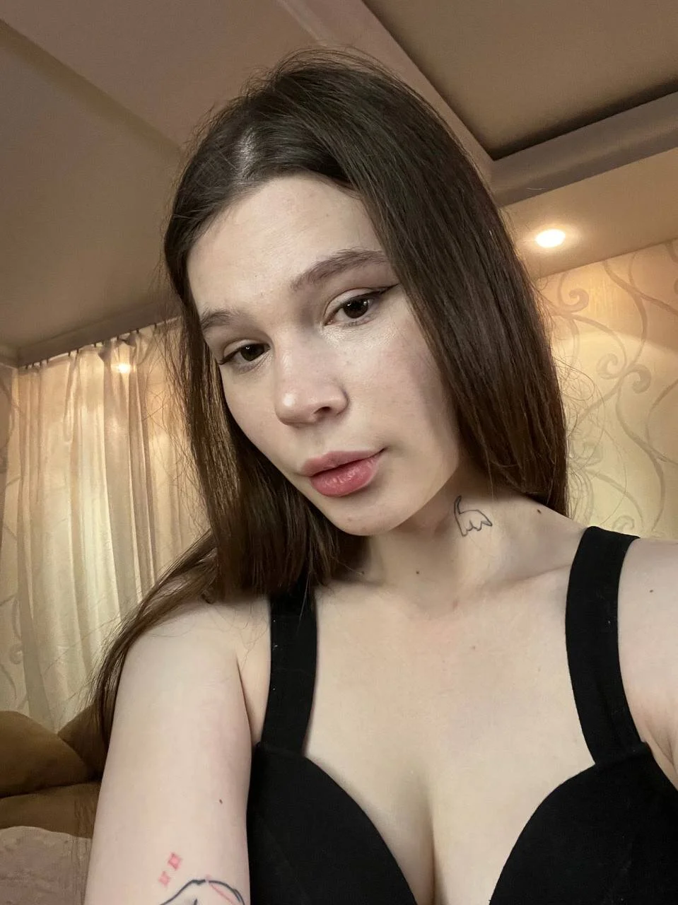 XXX Porn Photo of Nude OdetteAven 6